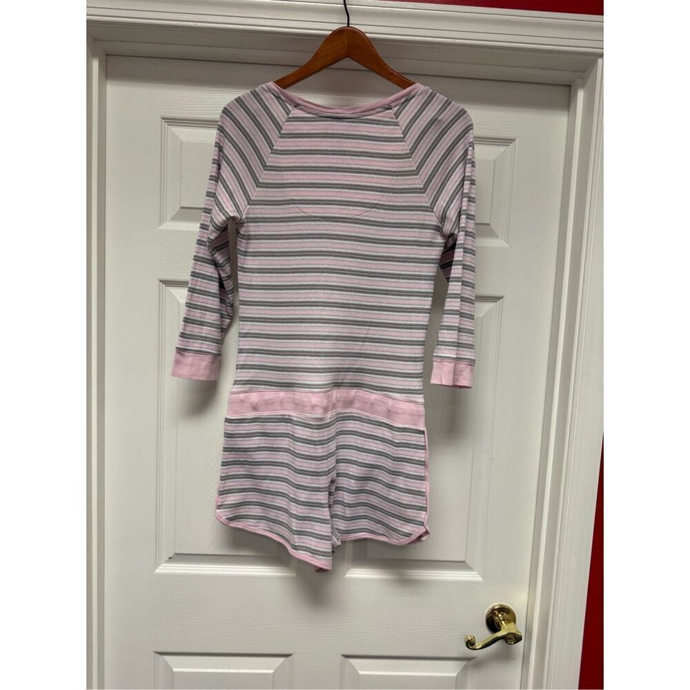 Victoria’s Secret Y2K Pink White & Silver Waffle Knit Short Romper sz M NWOT - Picture 8 of 9